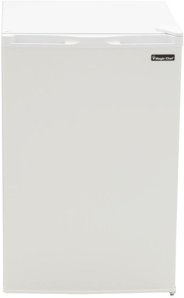 Magic Chef MCUF3W2 3 Cubic-ft Upright Freezer