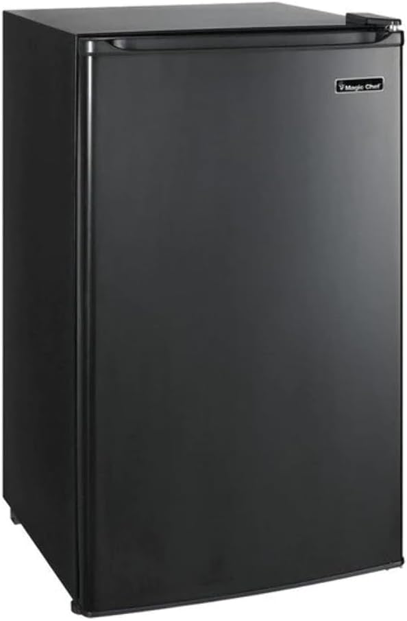 Magic Chef MCBR350B2 3.5 Cubic-Foot Mini Refrigerator (Black)